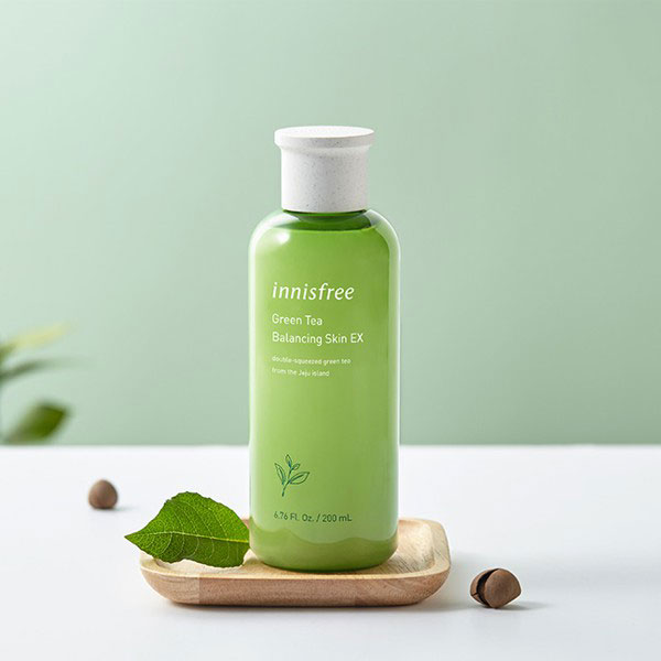 nuoc-hoa-hong-Innisfree-green-tea-balancing-skin
