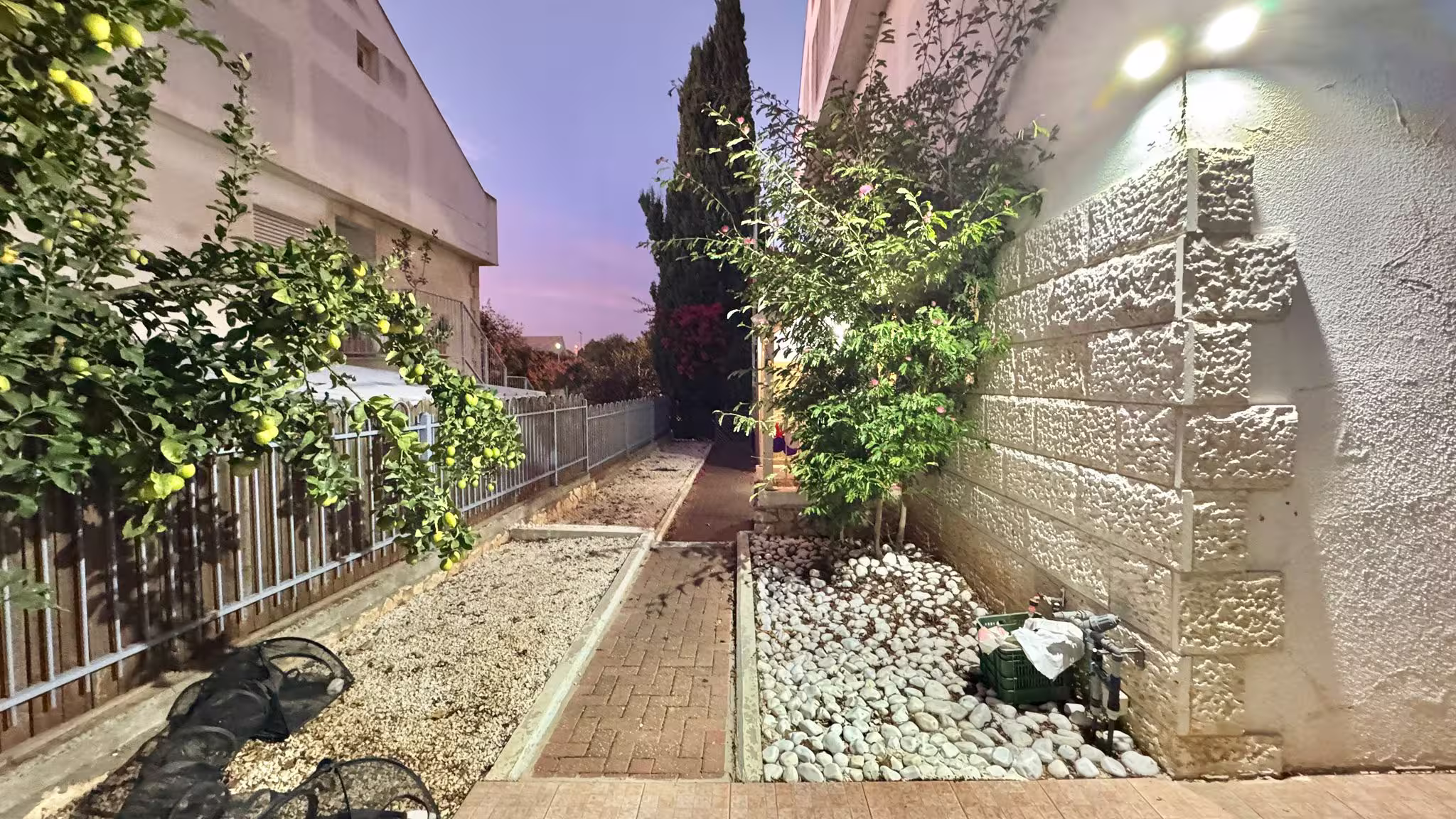 דרך אפרתה 7, אריאל