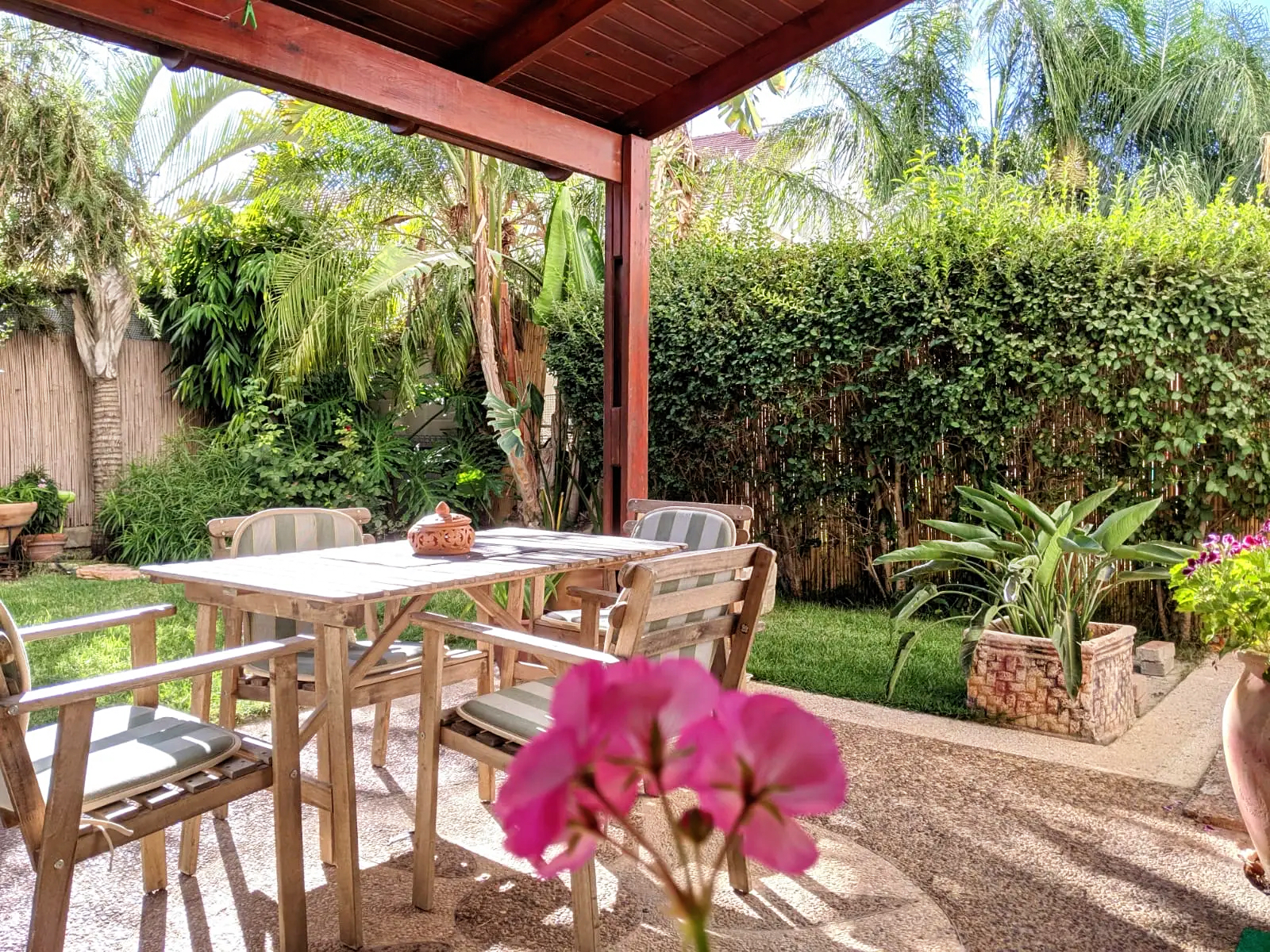 דרך הציונות 60, אריאל