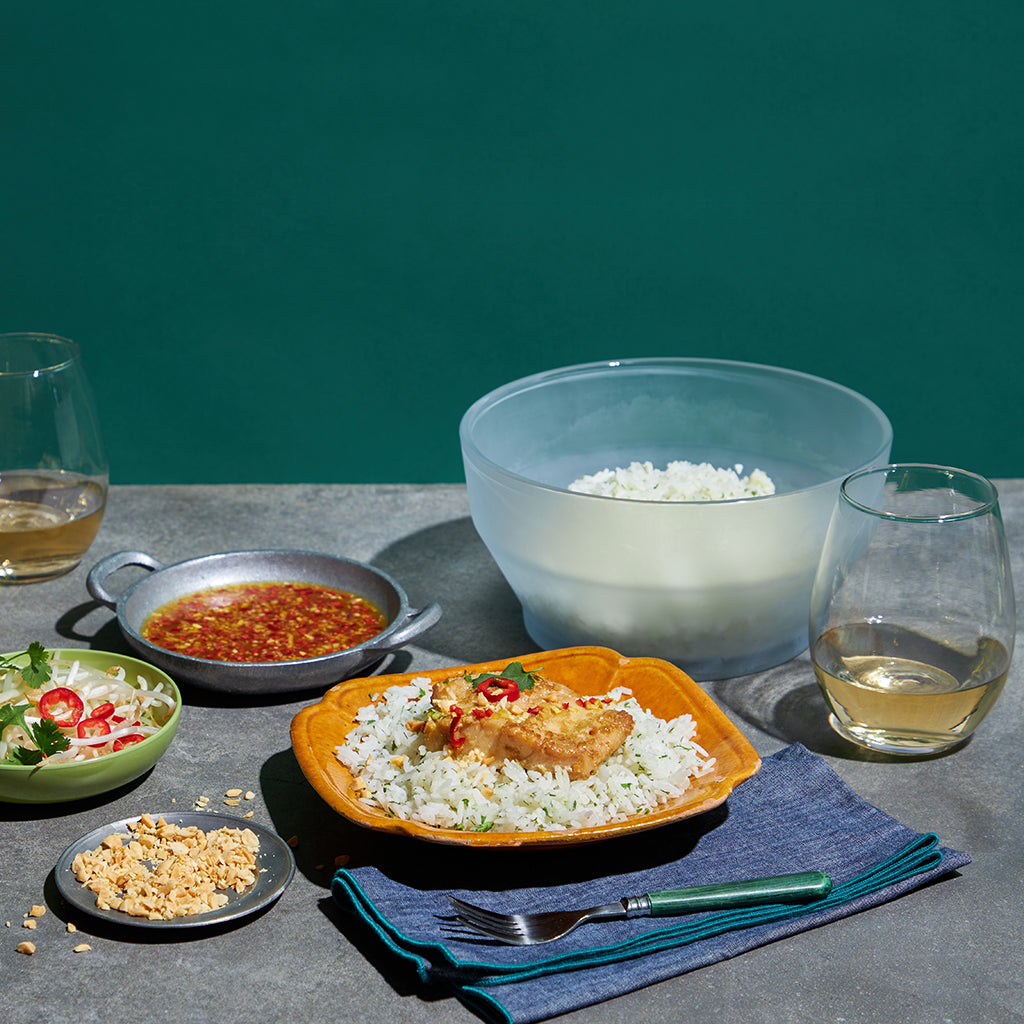 8-Cup Glass Round Deep Dish
