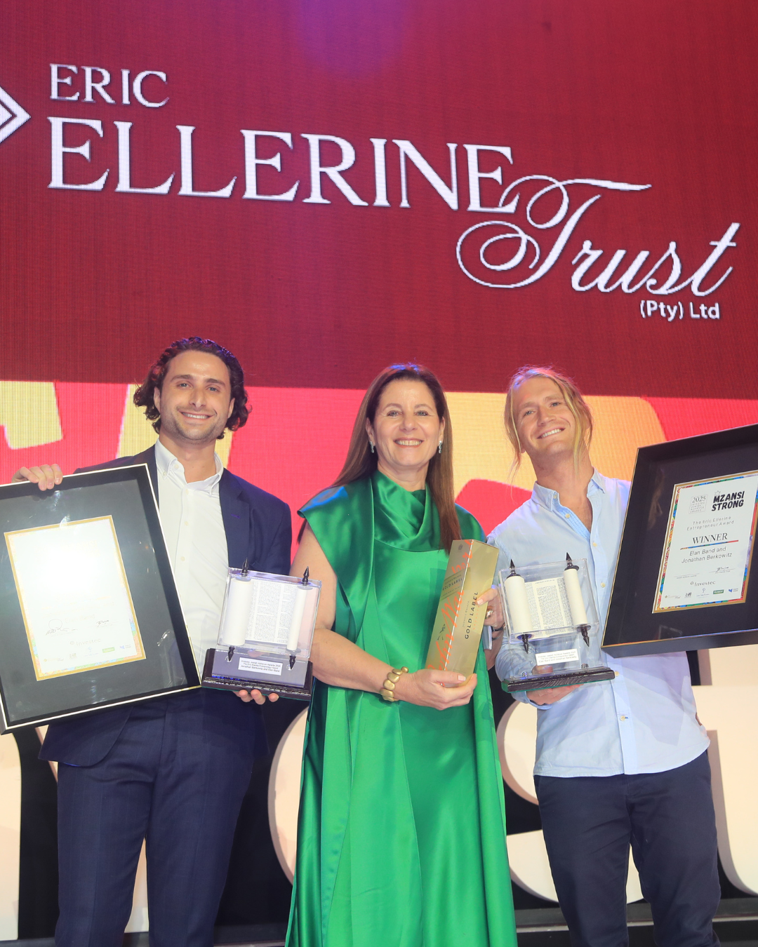 MotionAds Co-Founders Win Prestigious Eric Ellerine Entrepreneur Award for Innovation Powering South Africa’s Gig Economy