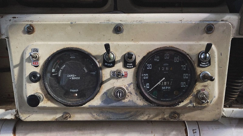 Original Land Rover Dashboard