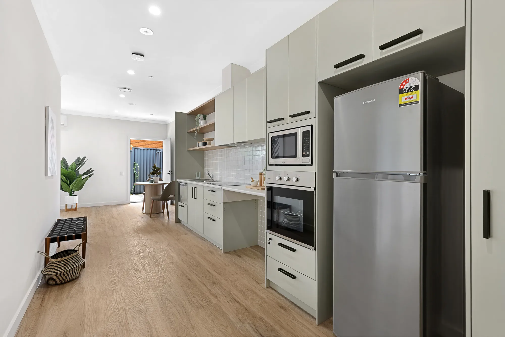 Toongabbie, NSW - Villa