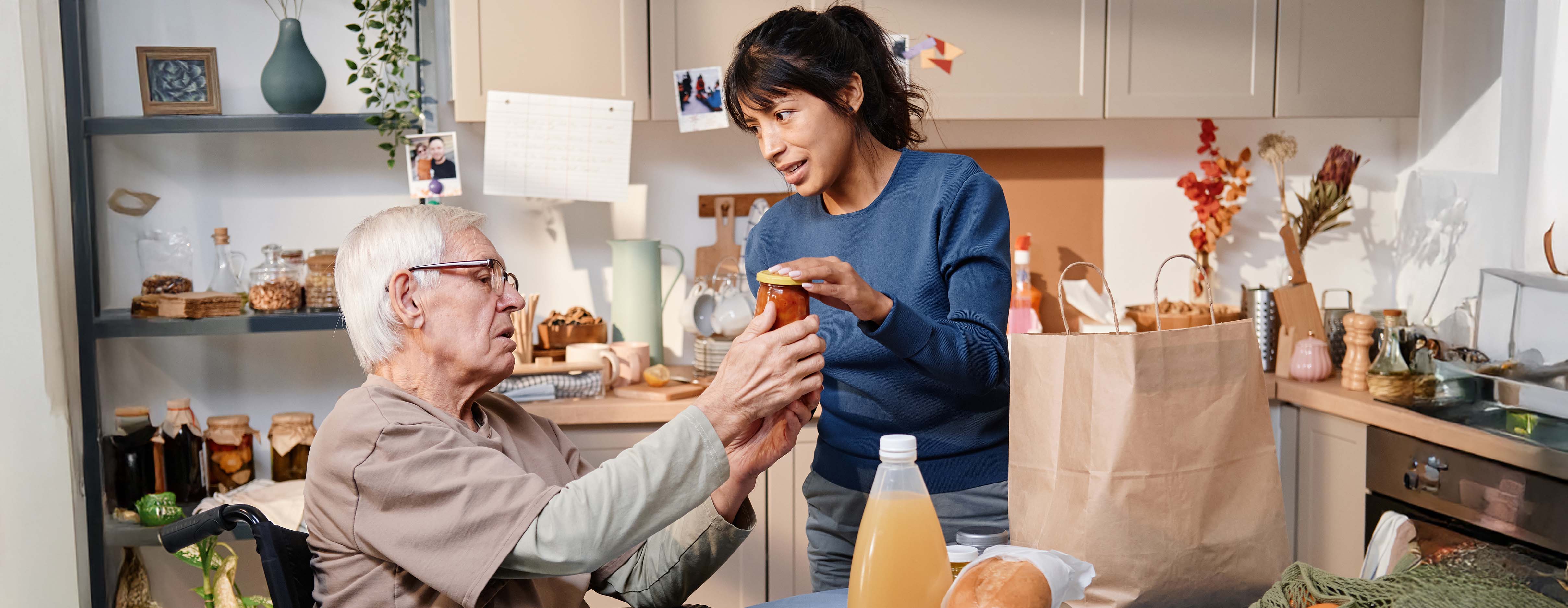 How to Choose Between Home Care and Assisted Living