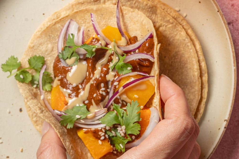 taco's met pompoen en mole
