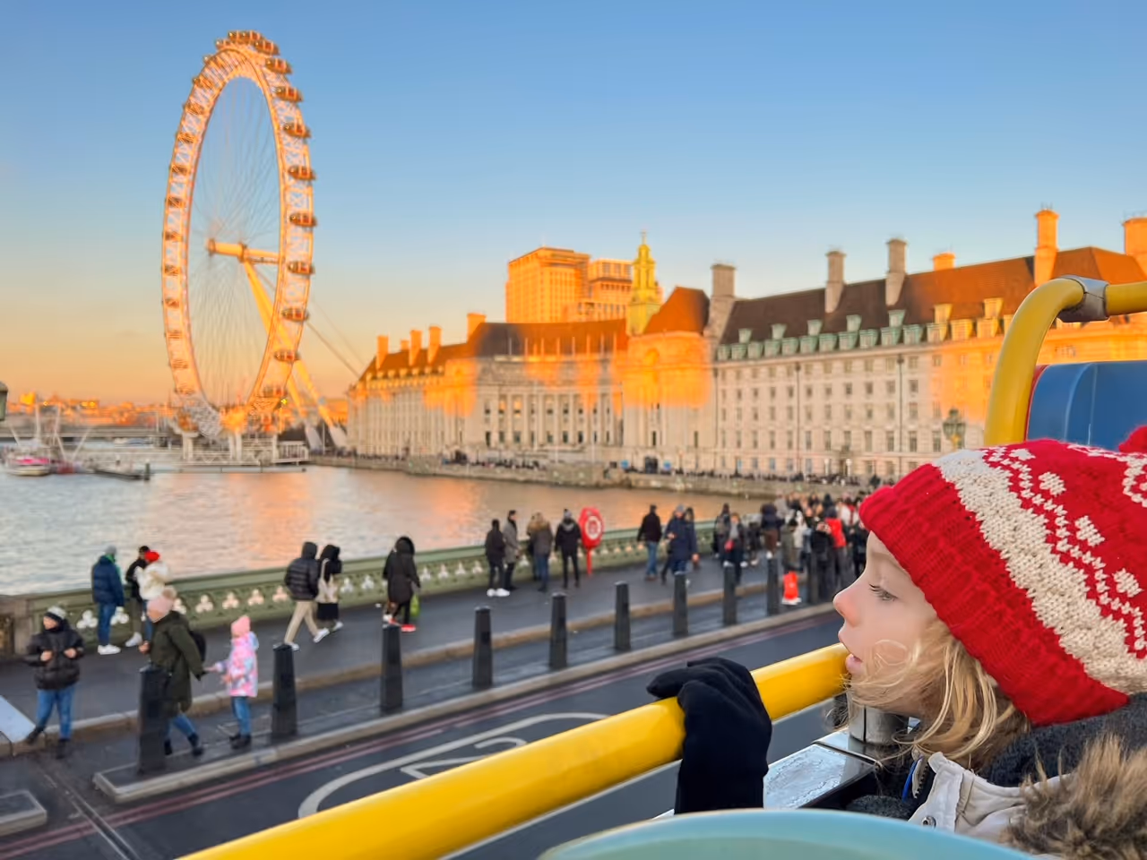 MotherofGrom does the Tootbus 2