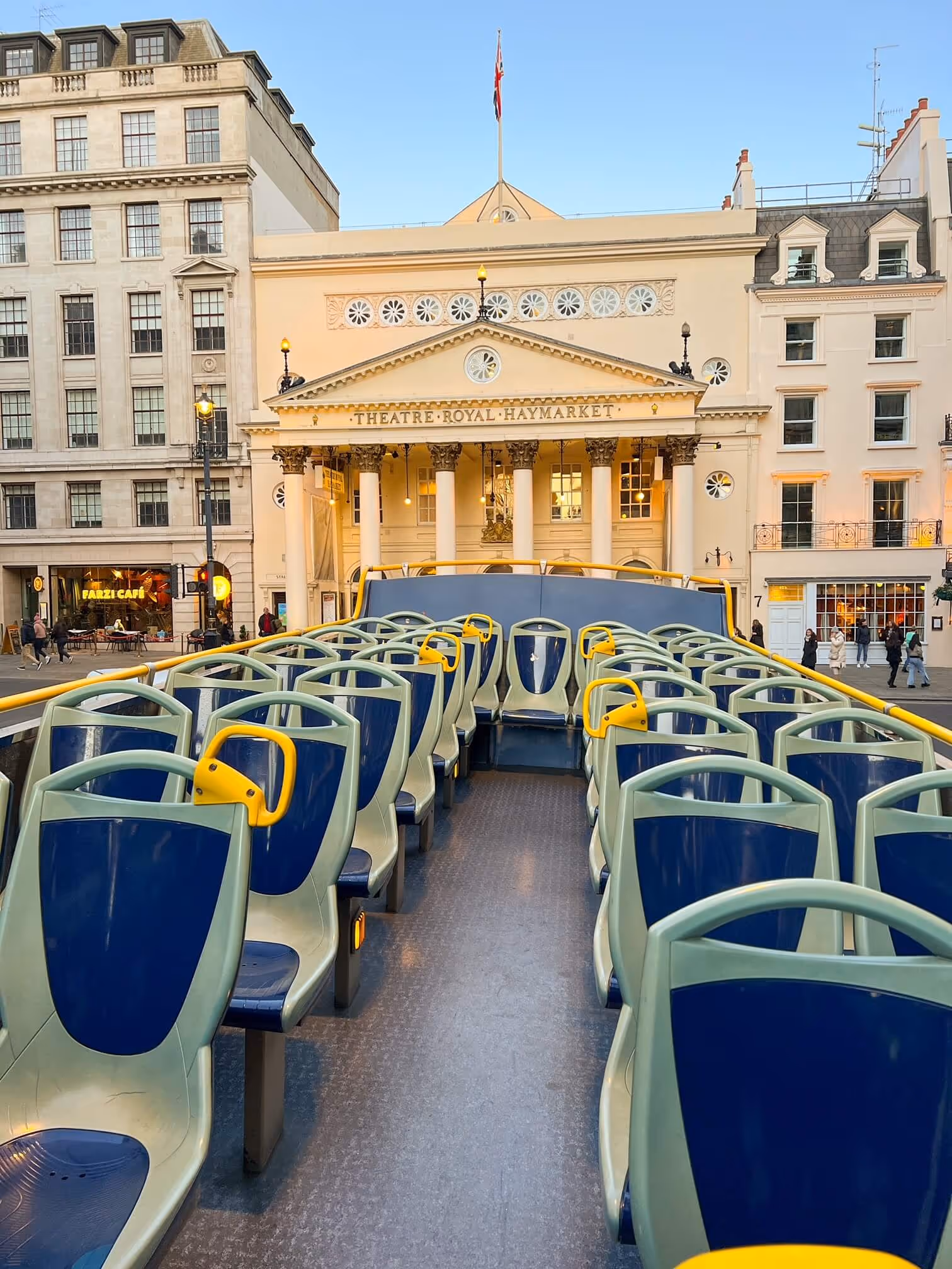 MotherofGrom does the Tootbus 7