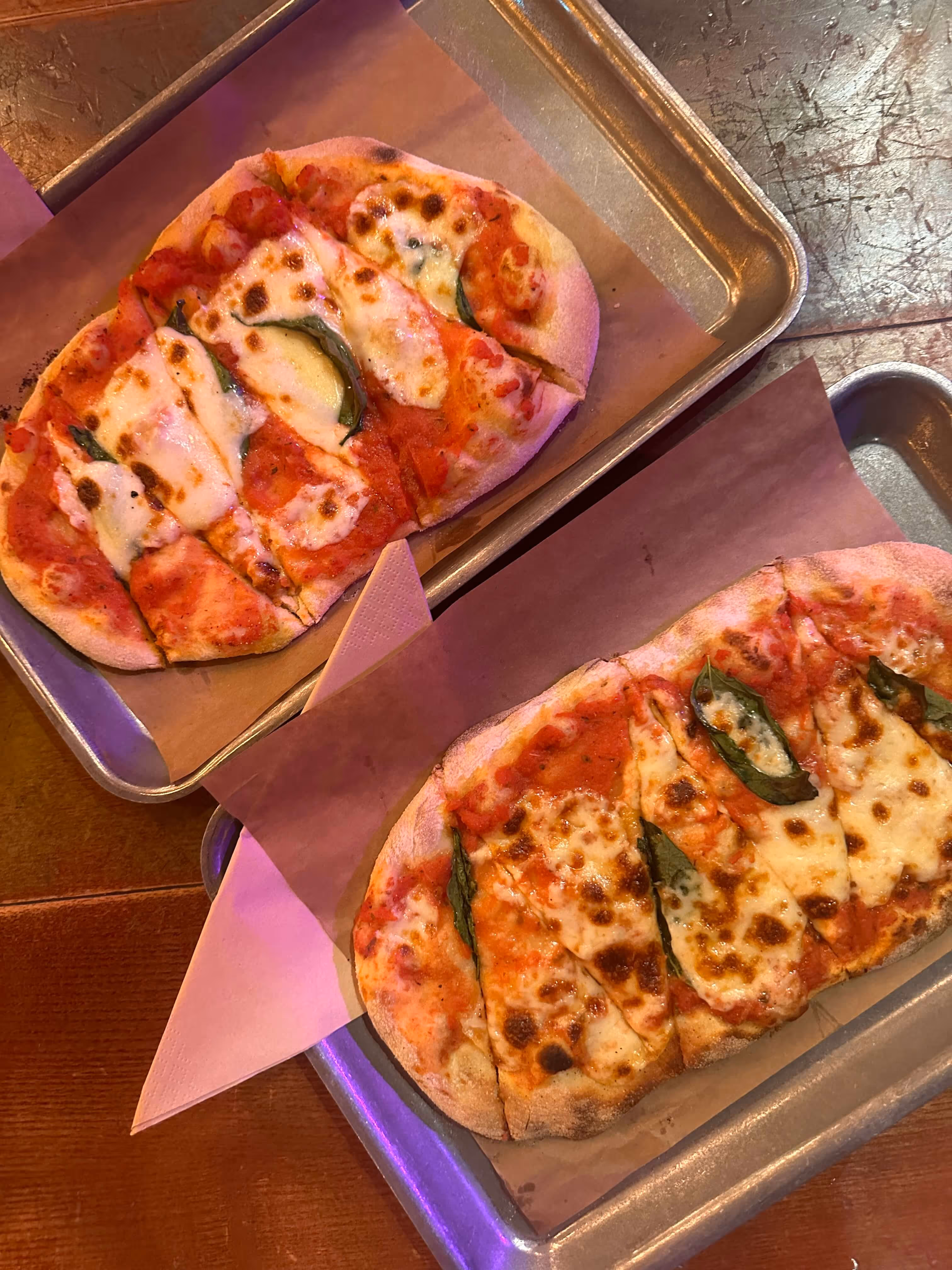 Delicious vegan pizza served at Treetop Golf Cardiff