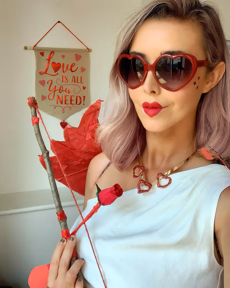 Mother of Grom Valentines . Galentines Zoom Quiz !