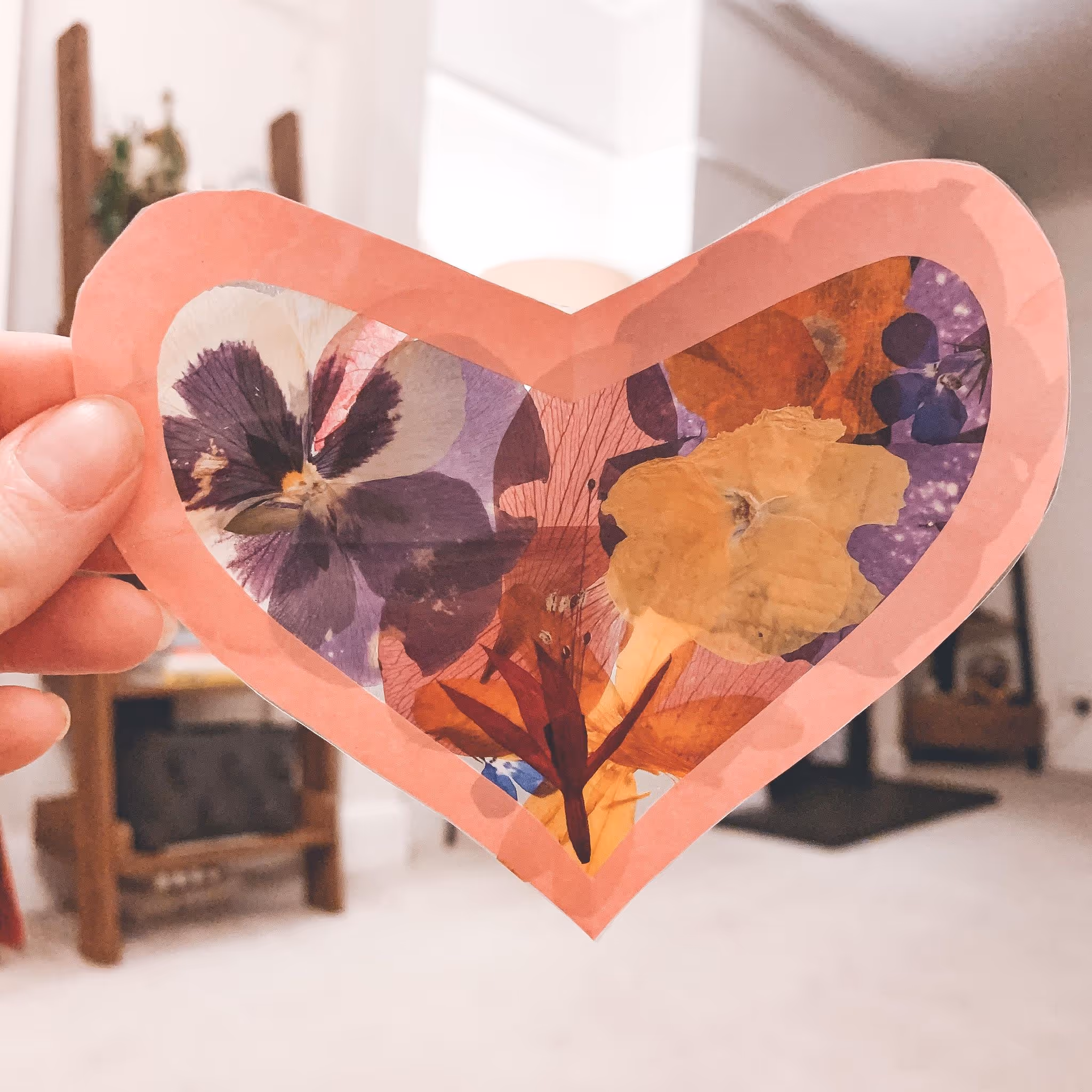 Mother of Grom - Making A pressed Flower Suncatcher Complete