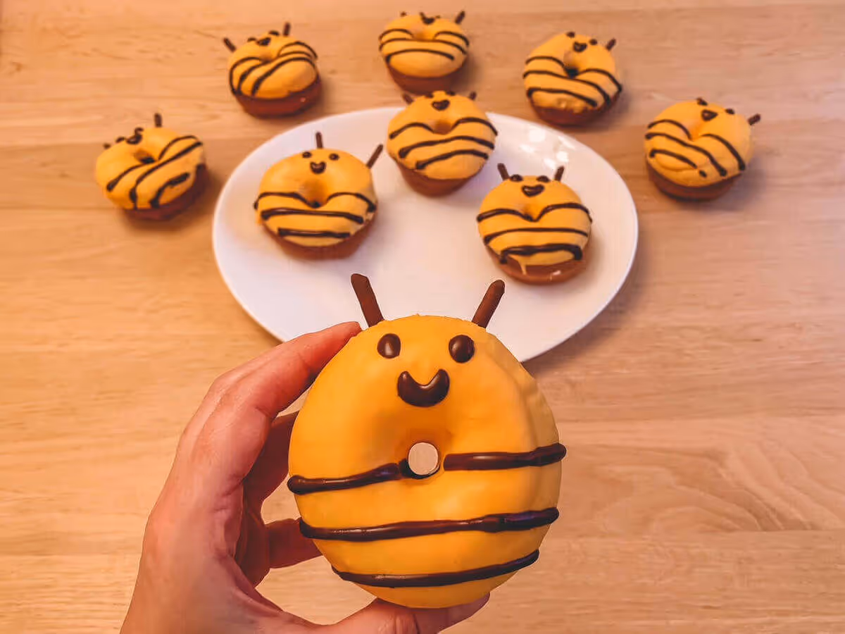 Mother of Grom - 12 Bee Crafts Ideas To Celebrate World Bee Day