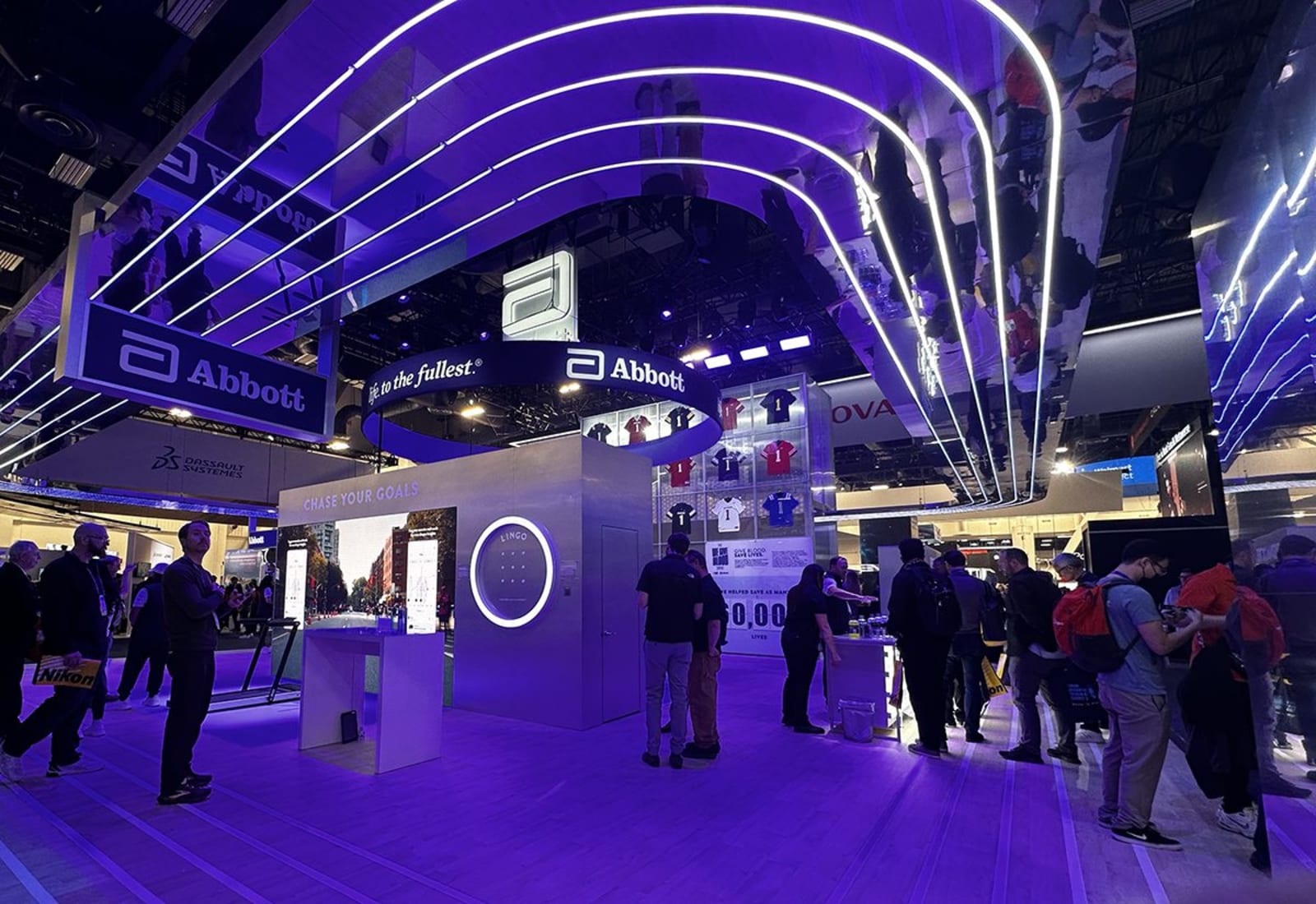 Abbott Labs CES 2025 booth with health technology activations and interactive wellness demonstrations