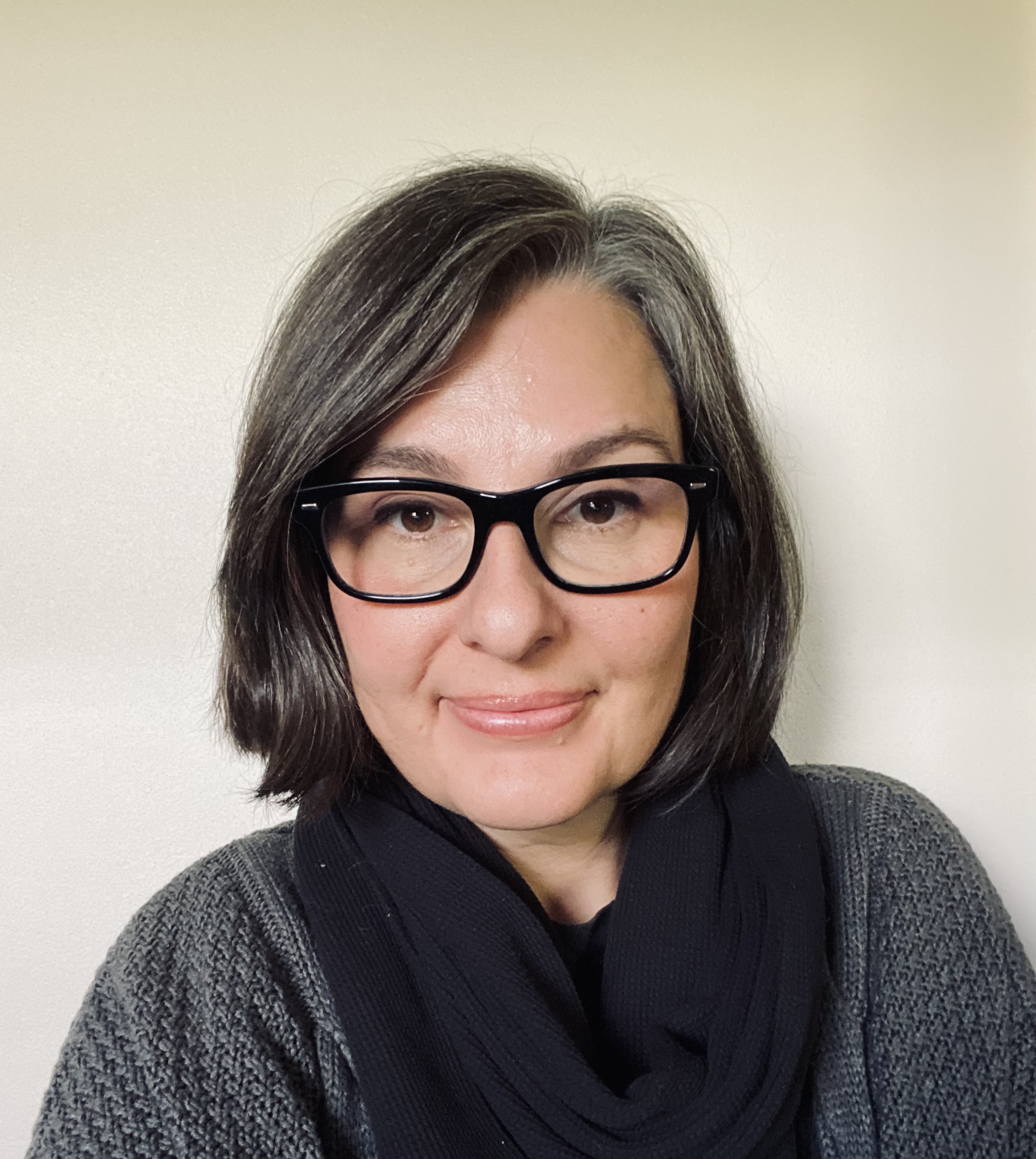 Photograph of Lee Teufel-Prida, Licensed Clinician