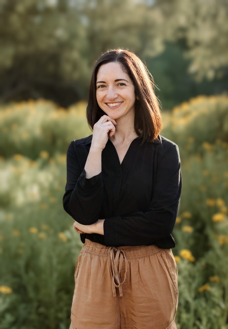 Photograph of Kelly Garcia, Licensed Clinician