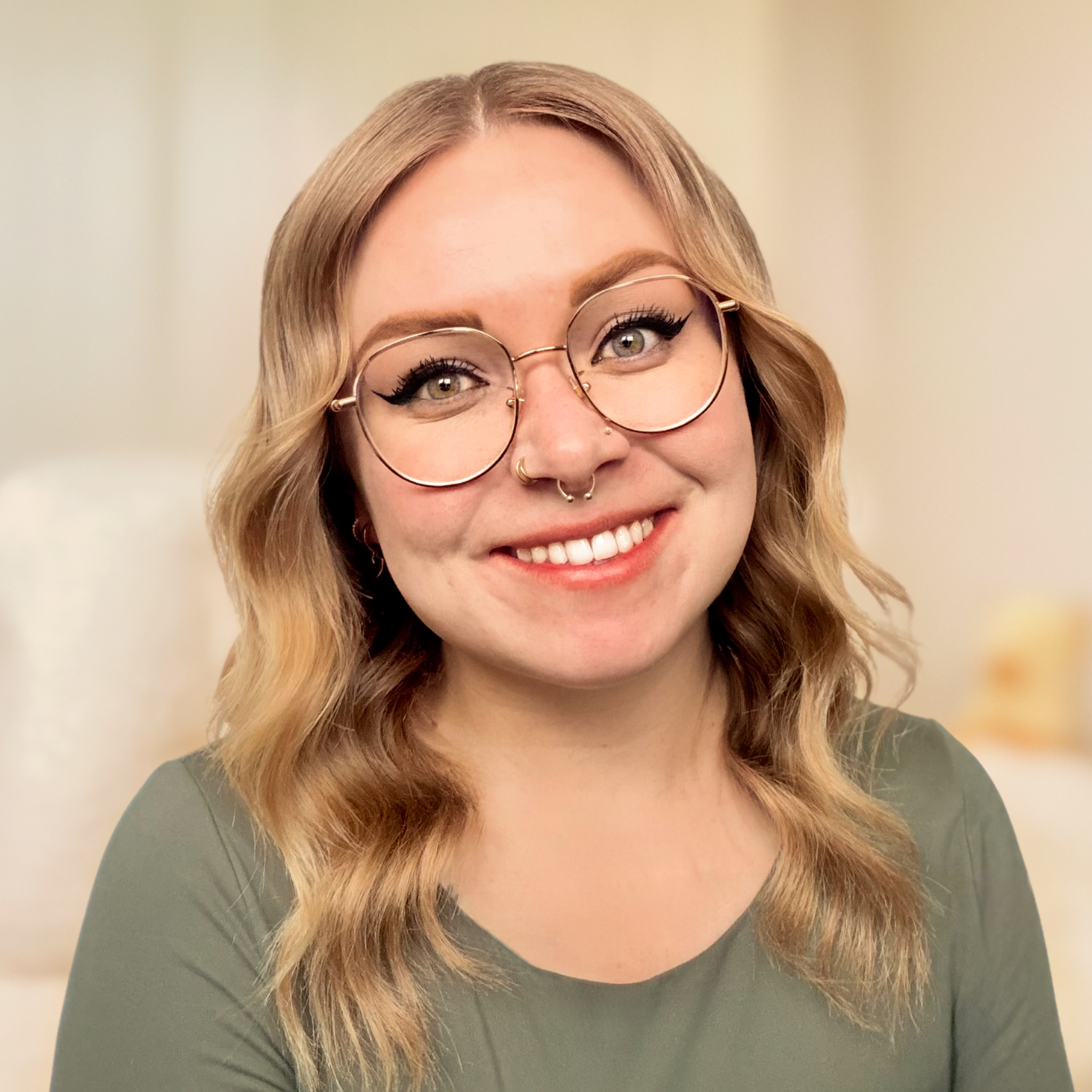 Photograph of Hollie Roper, Licensed Clinician