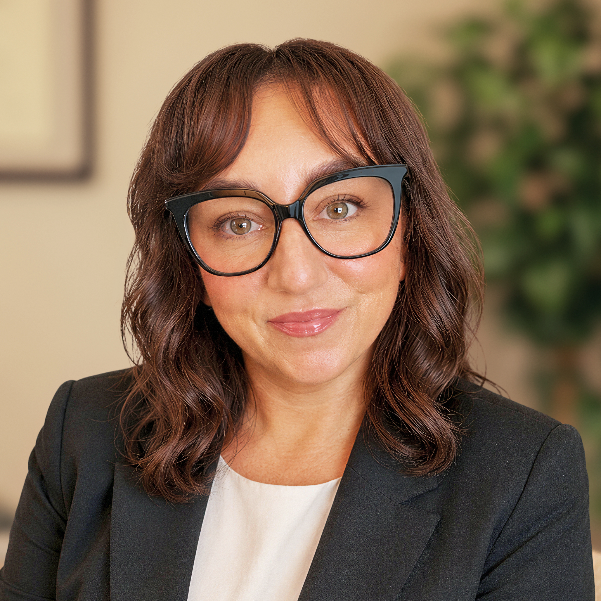 Photograph of Kari Thompson, Licensed Clinician