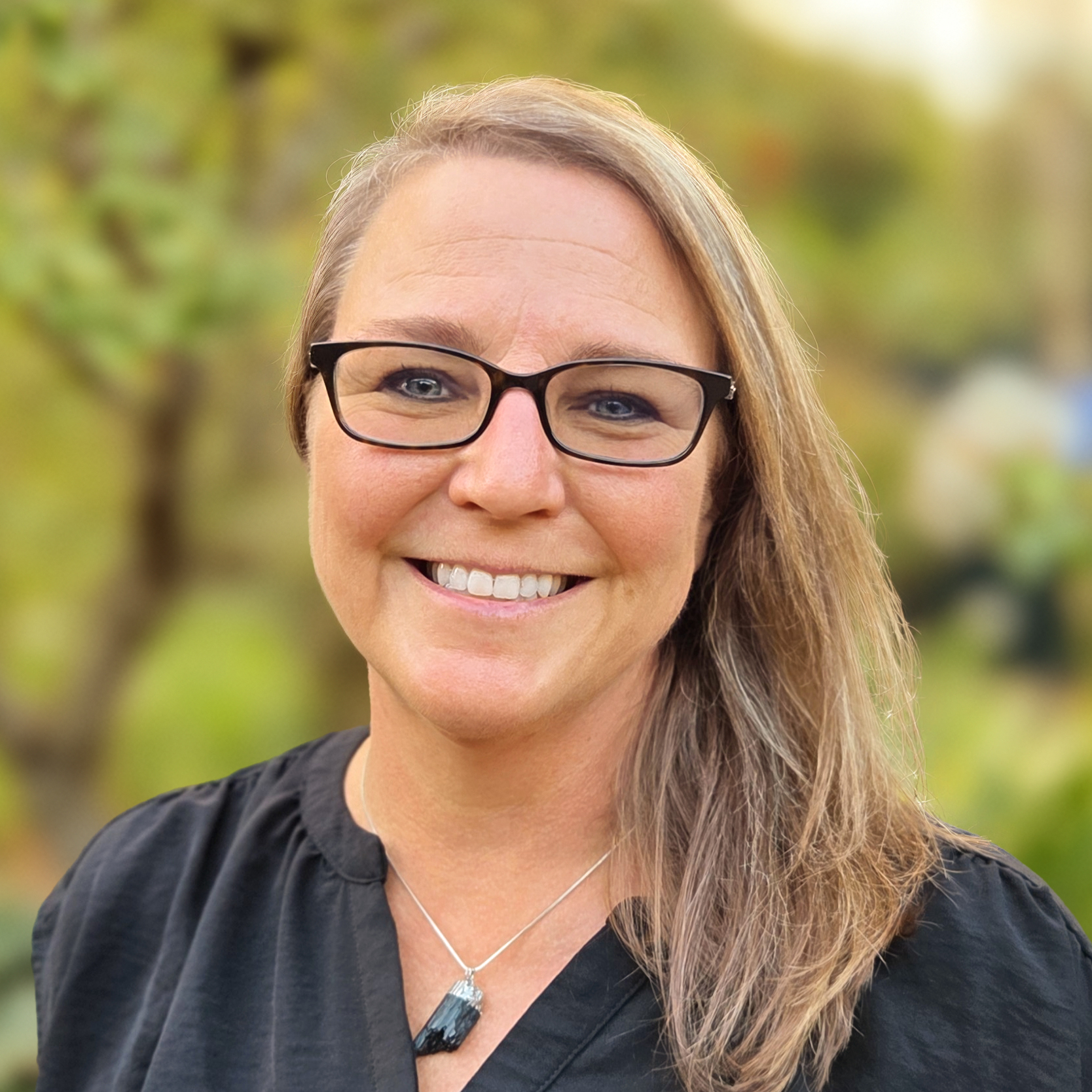 Photograph of Colleen Lewis, Licensed Clinician