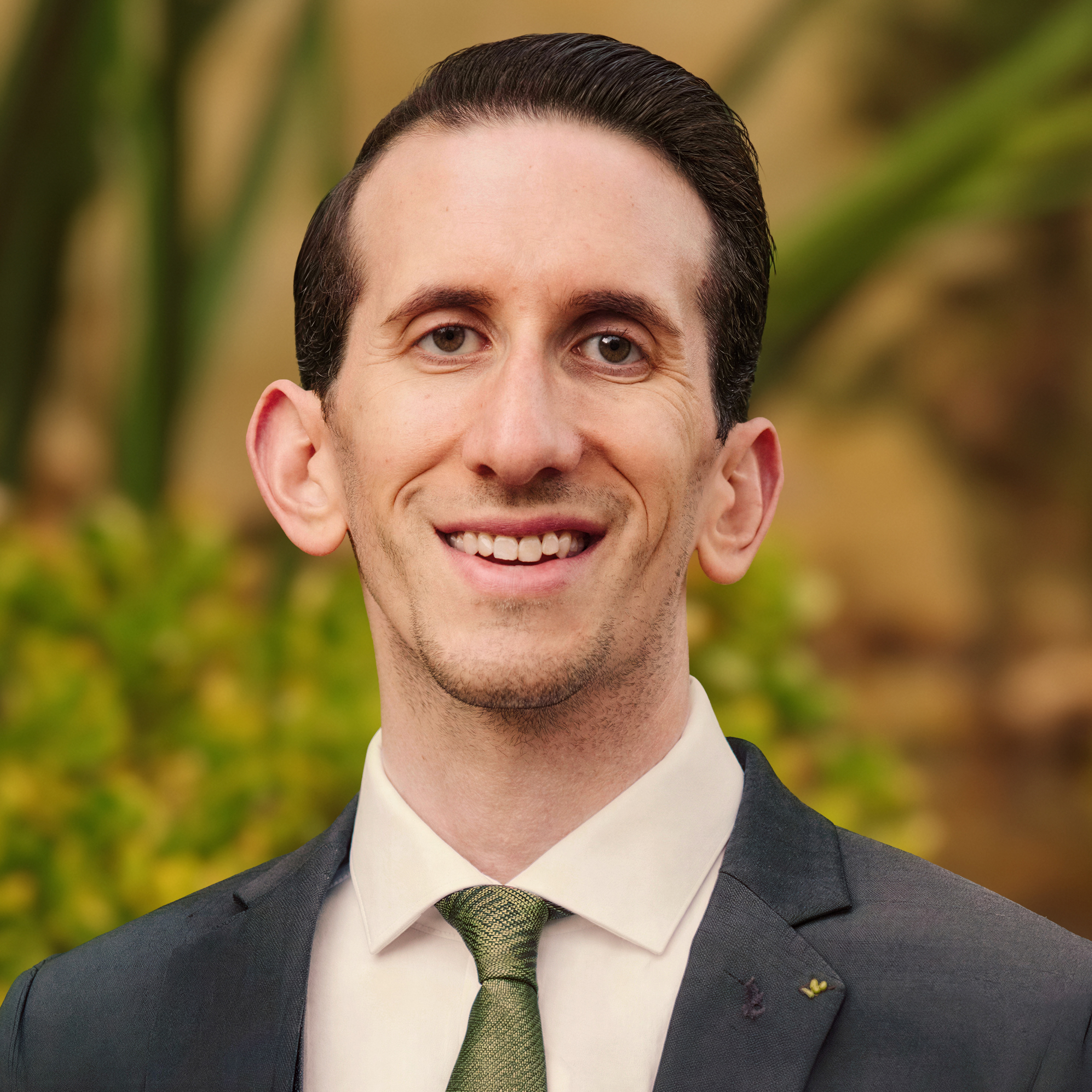 Photograph of Zachary Baron, Licensed Clinician