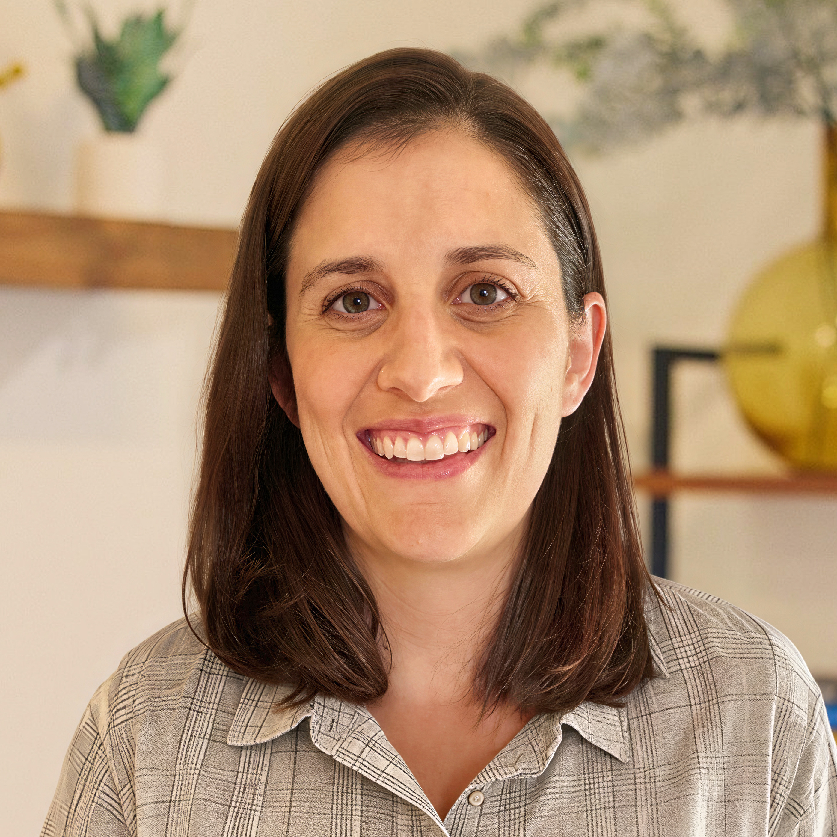 Photograph of Liz Abebefe (Elizabeth Abebefe), Licensed Clinician