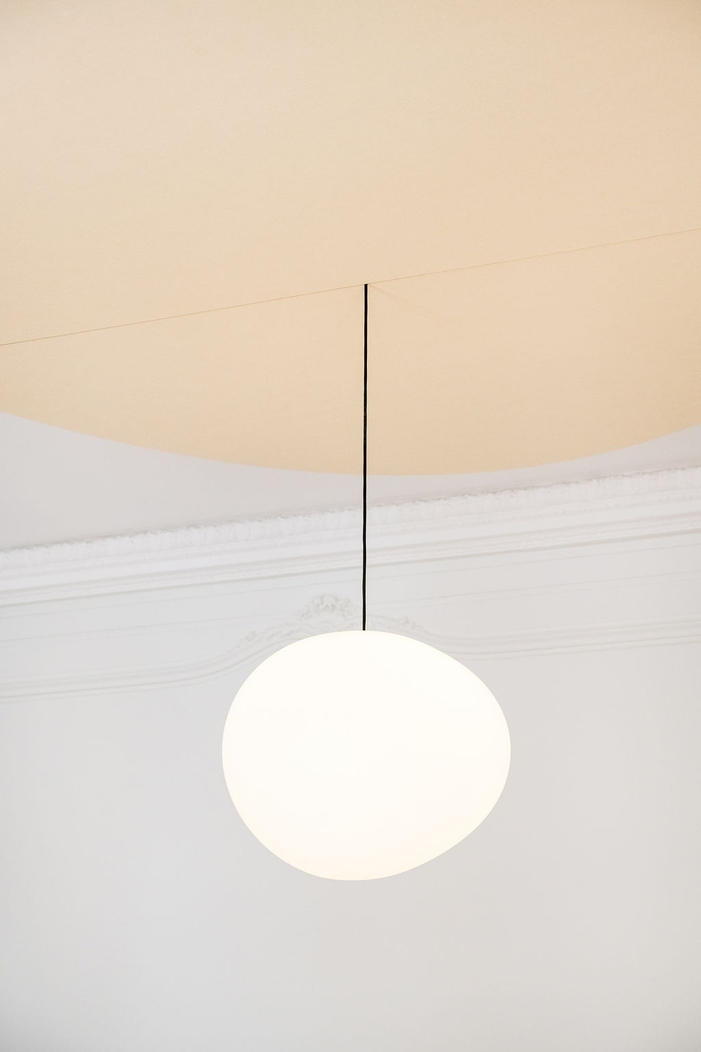 Aménagement de bureaux, perspectives et géométrie du lieu — bureaux de Cabinet AL