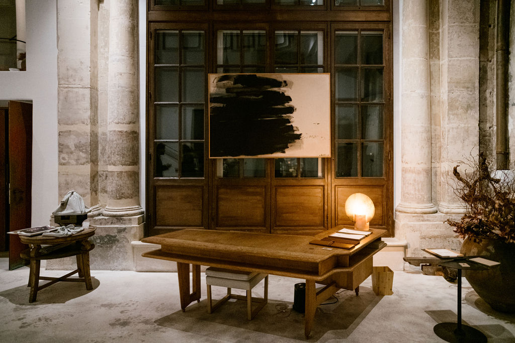 Open space moderne, volumes clairs et circulation fluide — Ogata (photographie de bureaux)