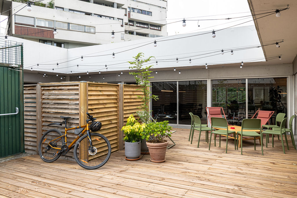 Aménagement de bureaux, perspectives et géométrie du lieu (photographie de bureaux)