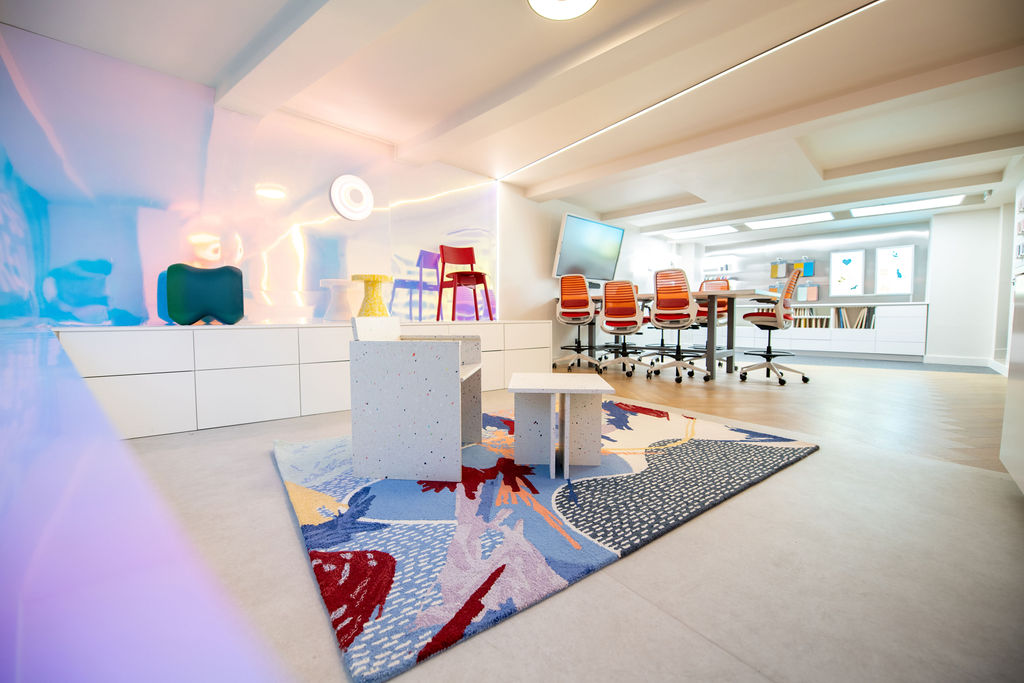 Siège d’entreprise, mise en valeur des volumes et de la scénographie — Yemanja (photographie d’intérieur)