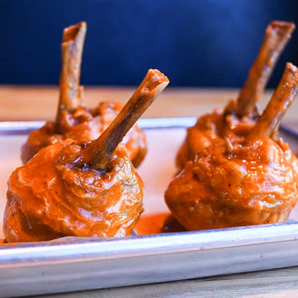 French-cut chicken drummies