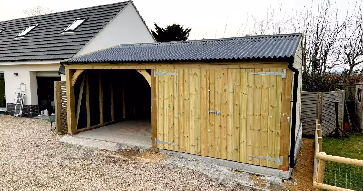 Bespoke Carriage House in Wiltshire: A Case Study