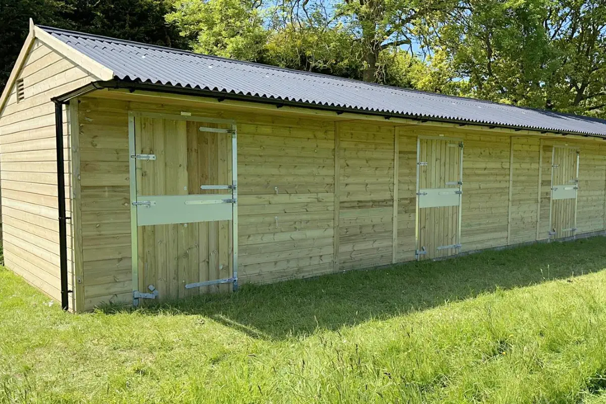 Triple Mobile Stable