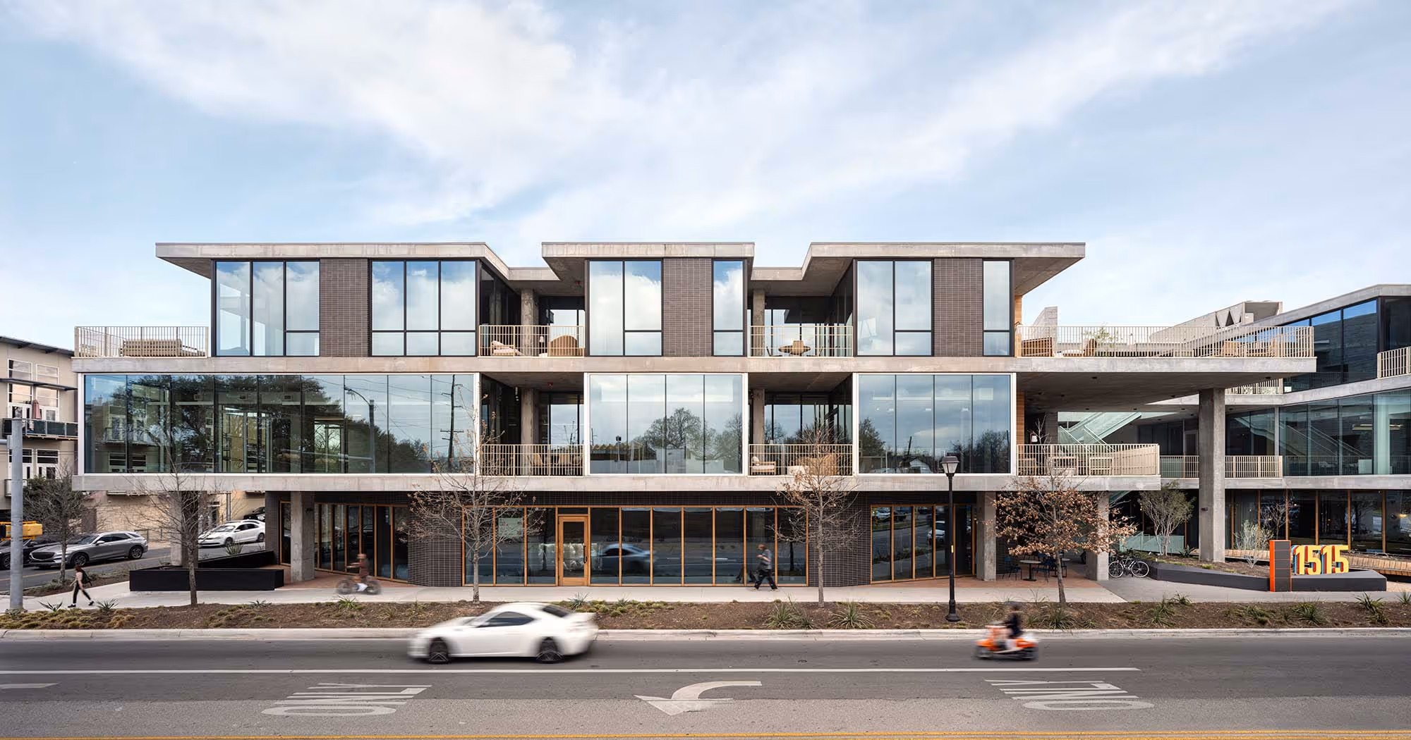 1515 E Cesar Chavez