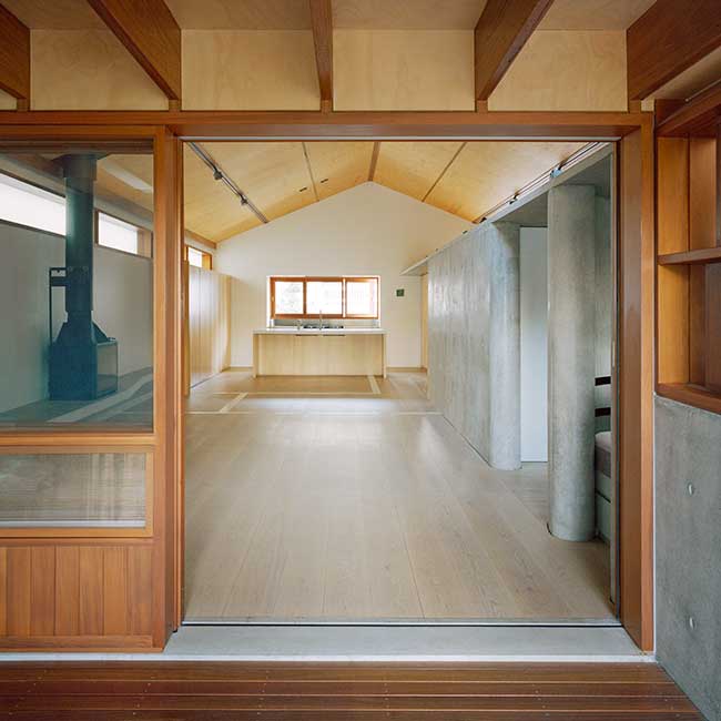 Lee House