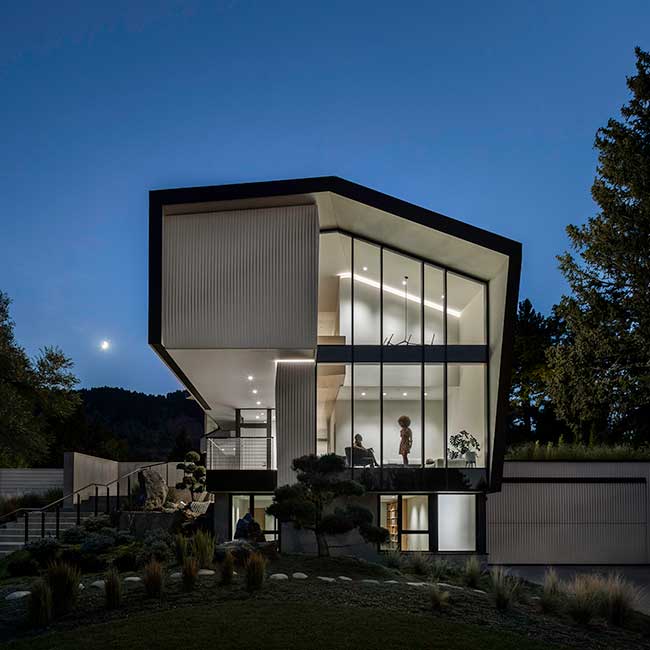 Vergence House by Arch11