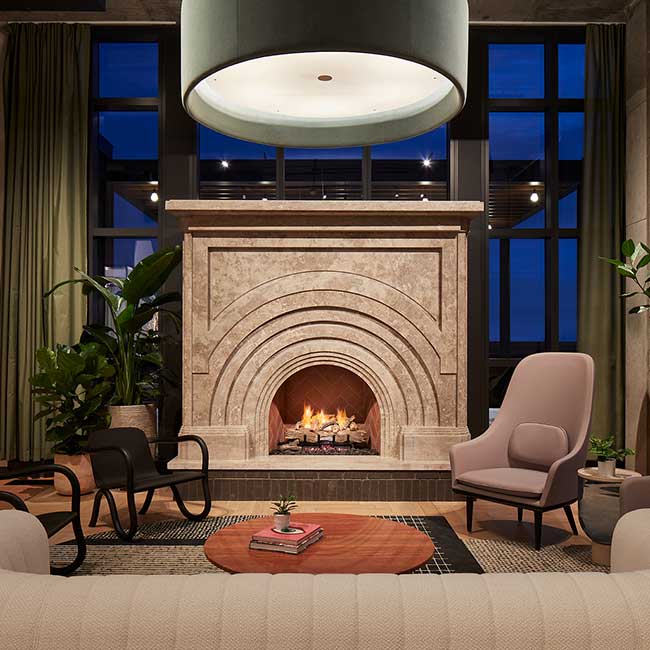 345 N Morgan