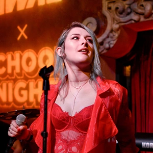 Mothica live in concert.