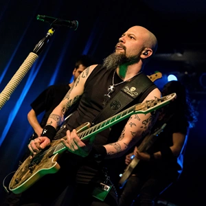 Klogr live in concert.