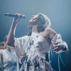 Maria Arnal live in concert.
