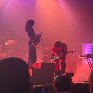 Magdalena Bay live in concert.