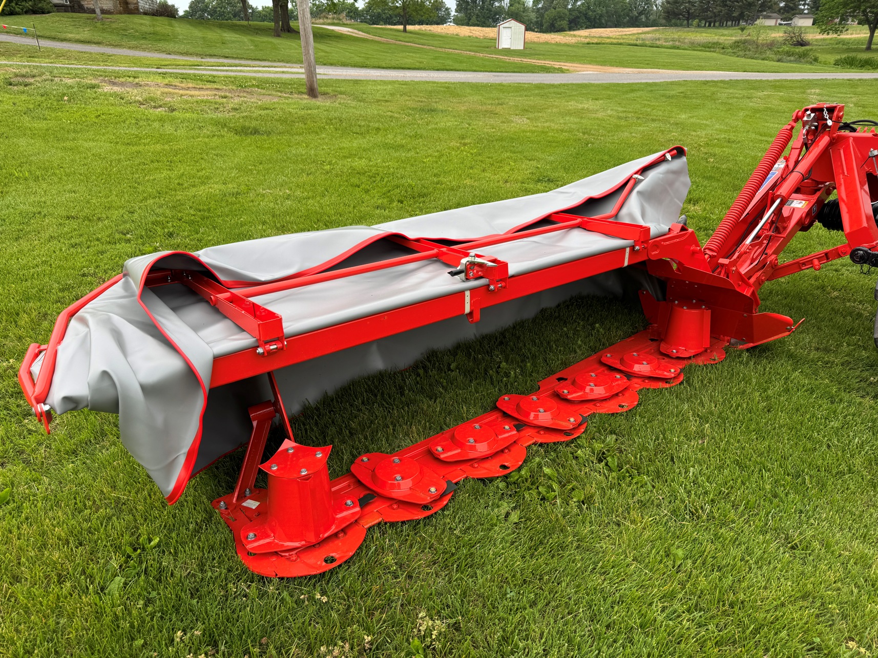 Kuhn GMD 280 HD 9ft Vertical Fold Disc Mower
