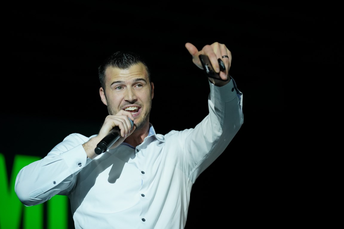 Photo captured of speaker during Studio Nine 13's event coverage of the annual SLS sales conference.
