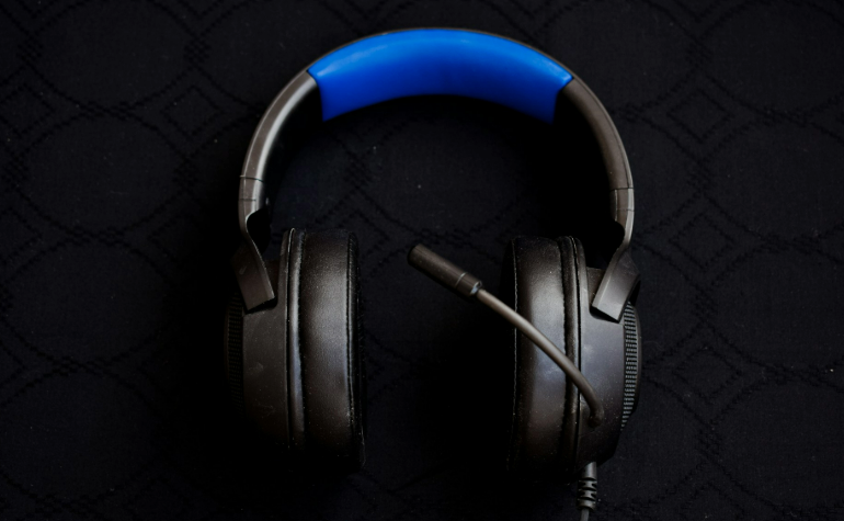 P321 Headset Features