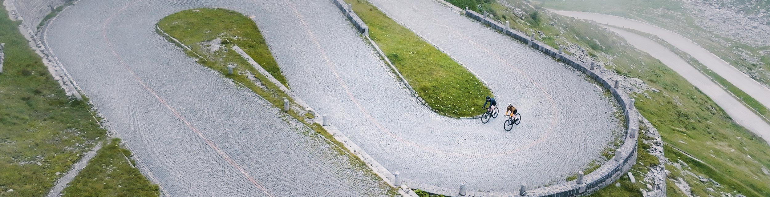 Discover the Alpine Pass Roads