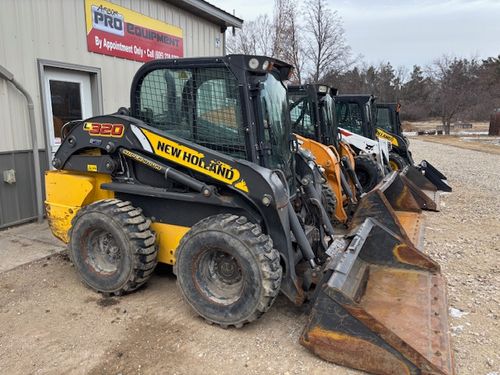 New Holland L320 2021