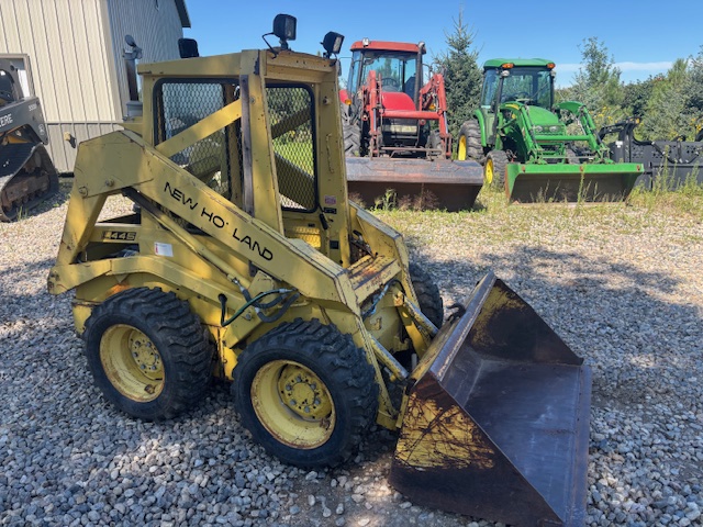 New Holland L445 1980