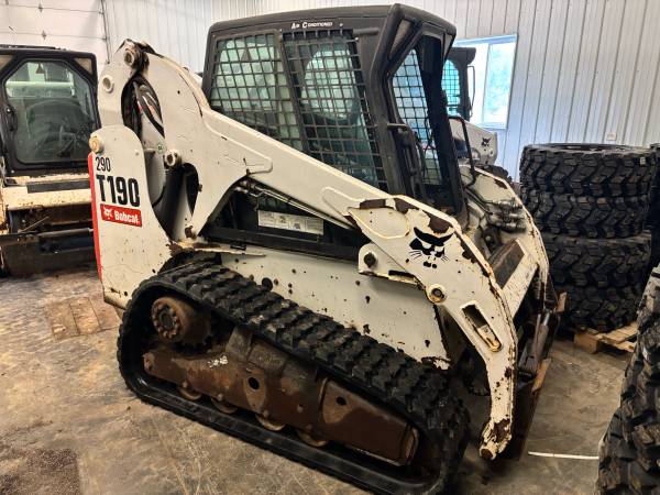 Bobcat T190 2011