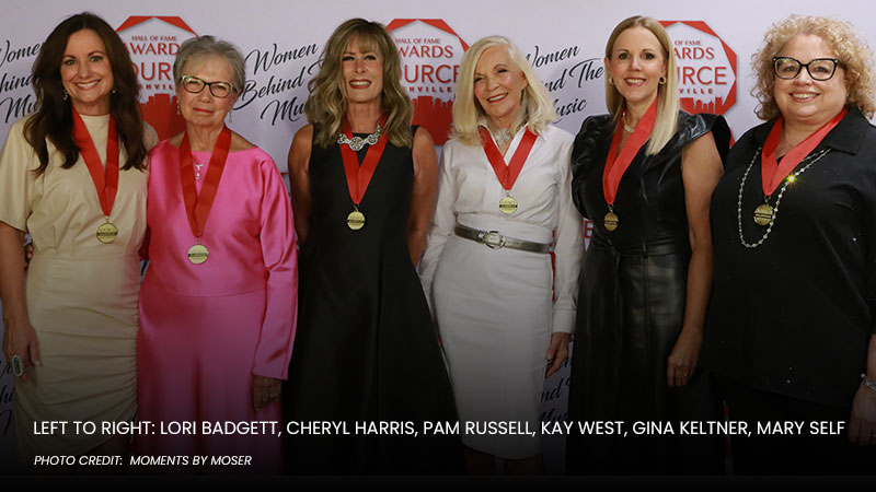 Garth Brooks and Trisha Yearwood Induct Their Long-Time Business Manager, Cheryl Harris, Into the SOURCE Nashville Hall of Fame