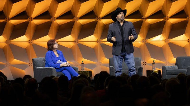 Garth’s Vision for the Neon Neighborhood
