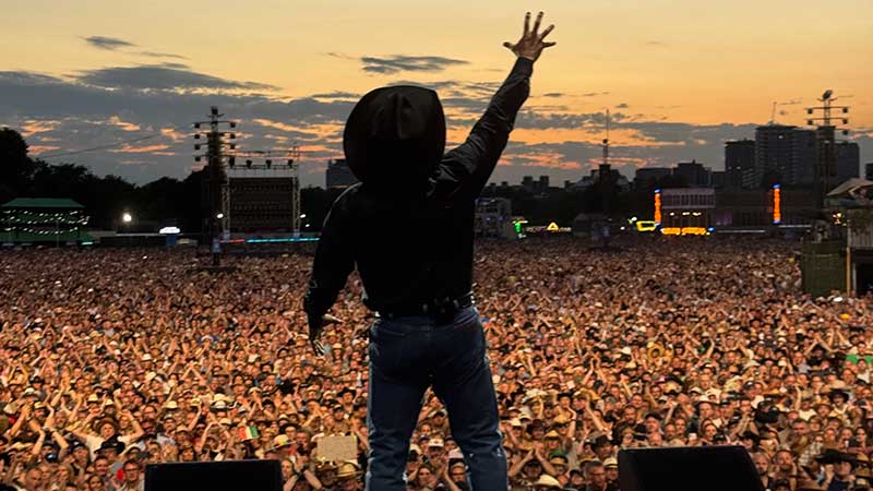 GARTH BROOKS SETS NEW ATTENDANCE RECORD AT BST HYDE PARK, PERFORMING FOR 70,000 IN HIS FIRST U.K. SHOW IN ALMOST 30 YEARS