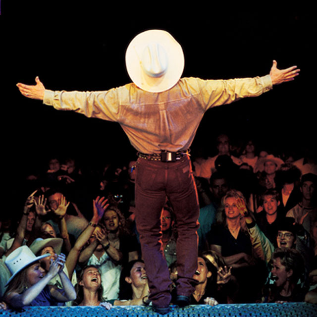 Garth Brooks: Sweet Home Chicago! 