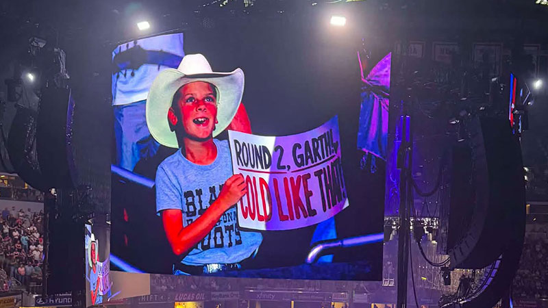 Garth Brooks Has a Promise to Keep in Chicago